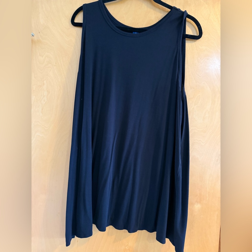 Old Navy Black Sleeveless Swing Tank Top